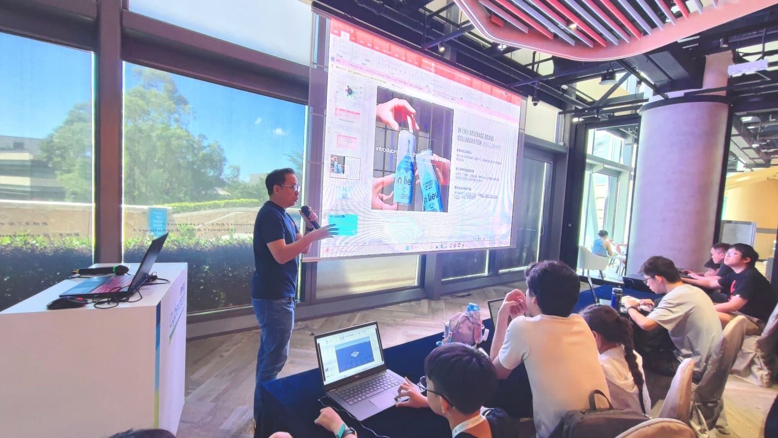 Ardy Lee speaks on Cyberport DELF 2025